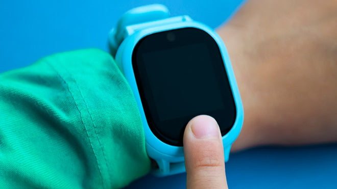 A Parent’s Guide: What You Need to Know Before Buying Your Child’s First Smartwatch